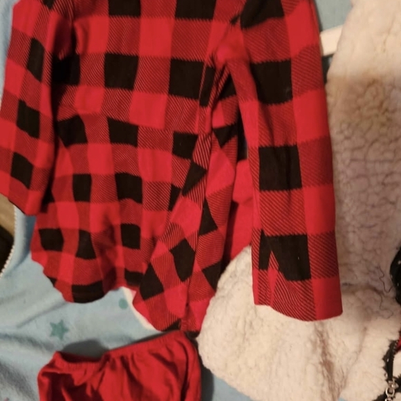 Kids Matching Set - Red and Black Plaid Outfit - Picture 5 of 6